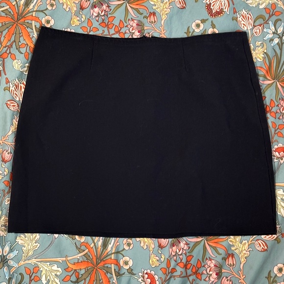 SOLD~ XOXO Y2K Black Mini Skirt - Picture 3 of 4